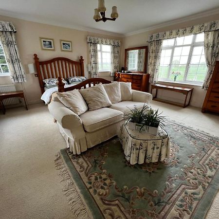 Plumpton House Hotell Ashford  Exteriör bild