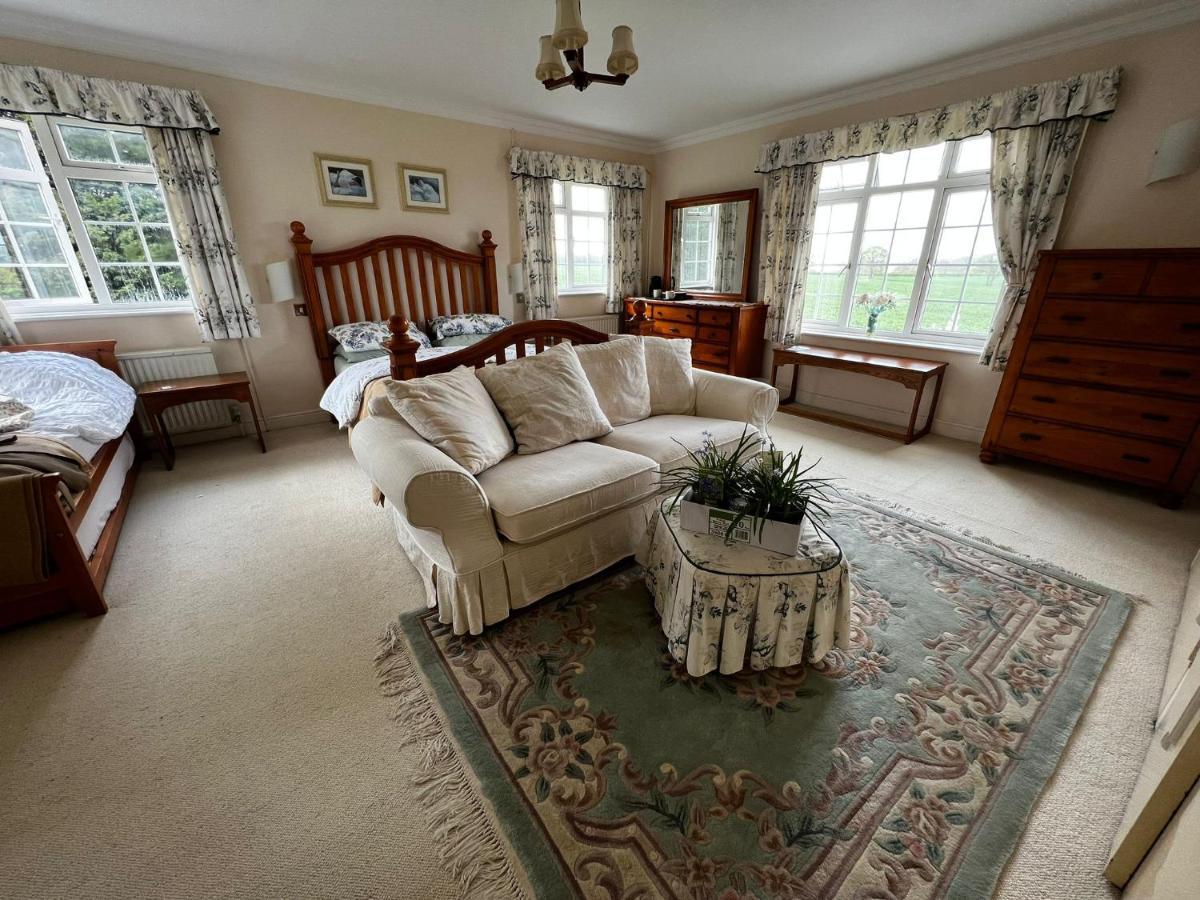 Plumpton House Hotell Ashford  Exteriör bild
