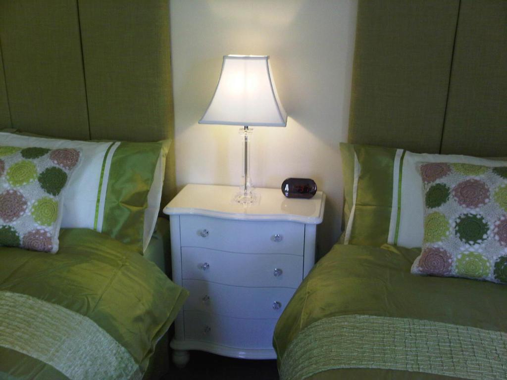 Plumpton House Hotell Ashford  Exteriör bild